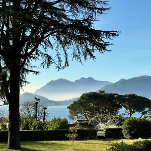 Sarah's Place , Menaggio Italie