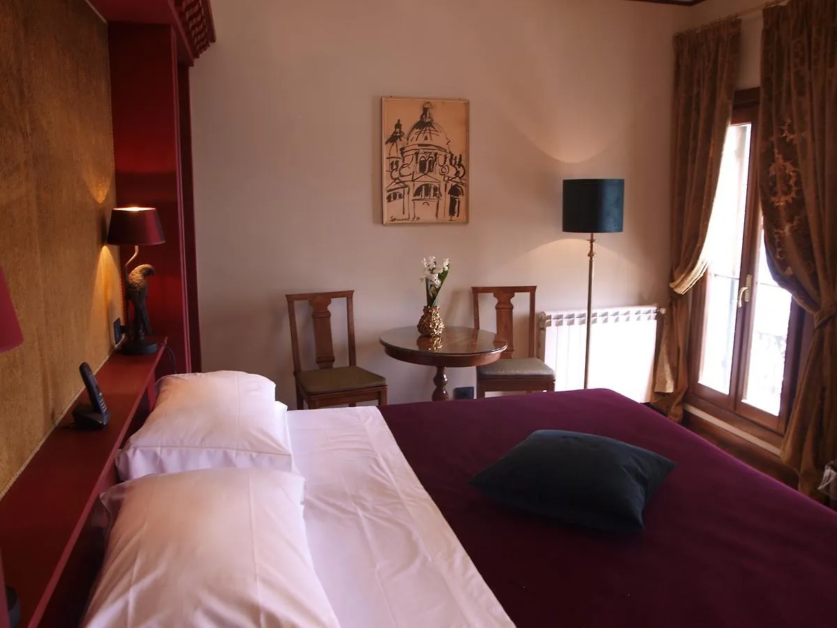 Hotel La Calcina Venedig 3*,