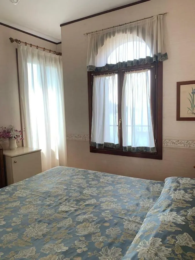 Hotel La Calcina Venedig 3*,